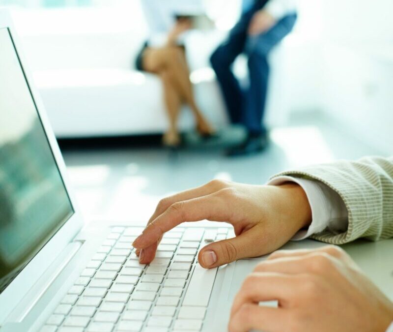 Writing thank you email